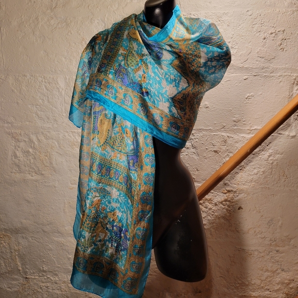 Vintage Sheer Silk Oblong Teal Multicolor Dancers Made In india - Picture 3 of 4